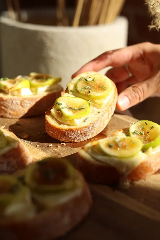 Brusketos su figomis