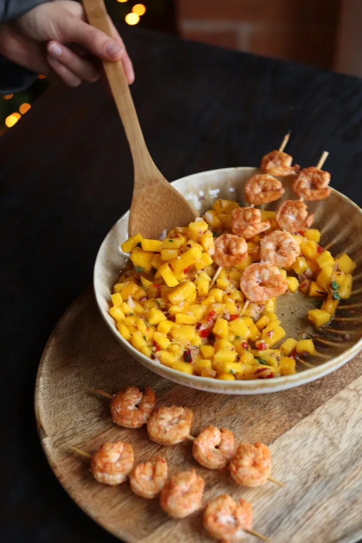 Krevetės su mangų salsa gaminimo eiga