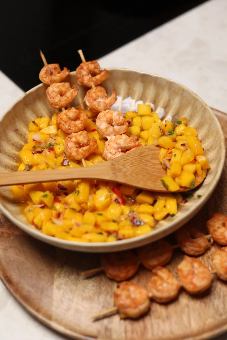 Krevetės su mangų salsa ingredientai