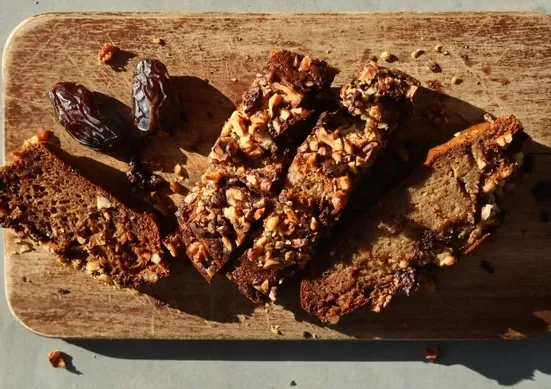 Naminė datulių duona